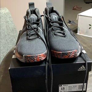 adidas Dame 5 basketball shoes